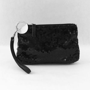 CLAIRE’S | Paillette Wristlet (NWOT)